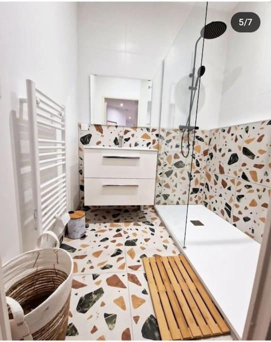 Appartement L'Escale Balzac à Villeurbanne Extérieur photo